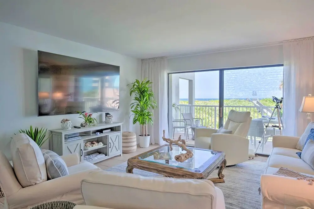 Stuart Condo at Beachfront Resort w/ Ocean Views