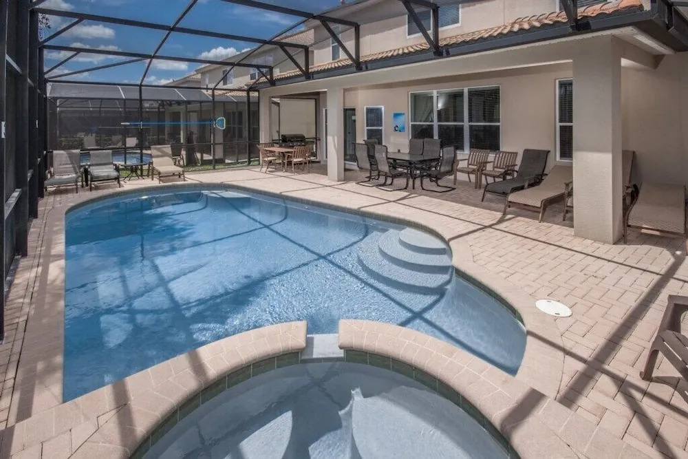 Bella Villa