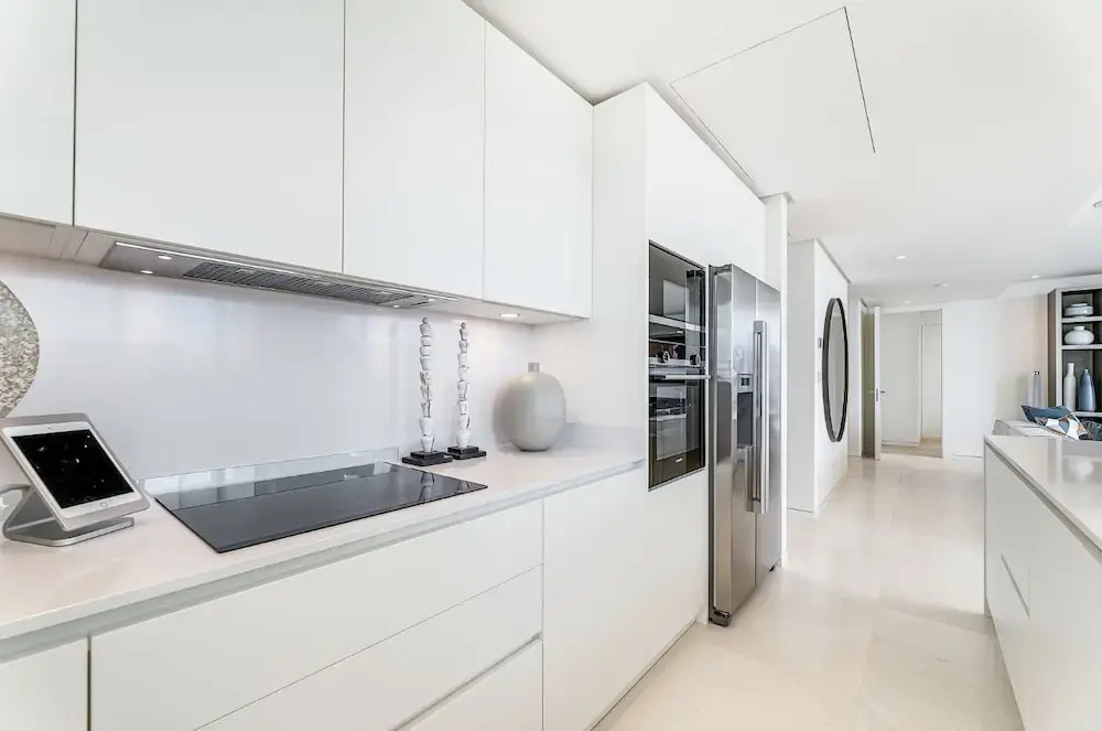 MONDRIAN Luxury Suites & Villas