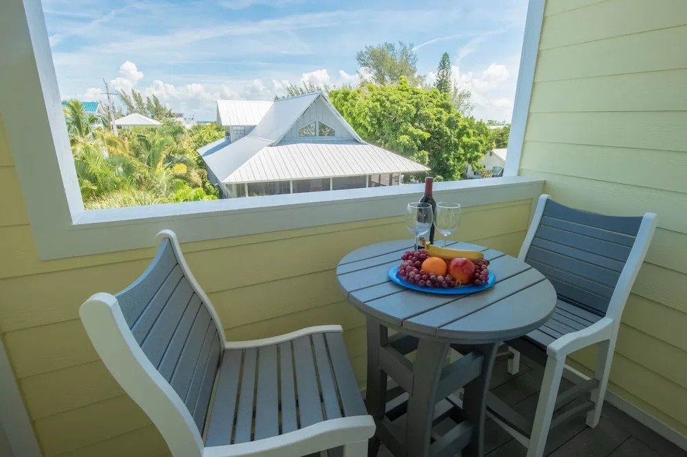 Beach Paradise Apartment 4