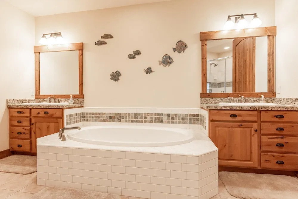 Snowcreek VI- The Lodges- # 1125