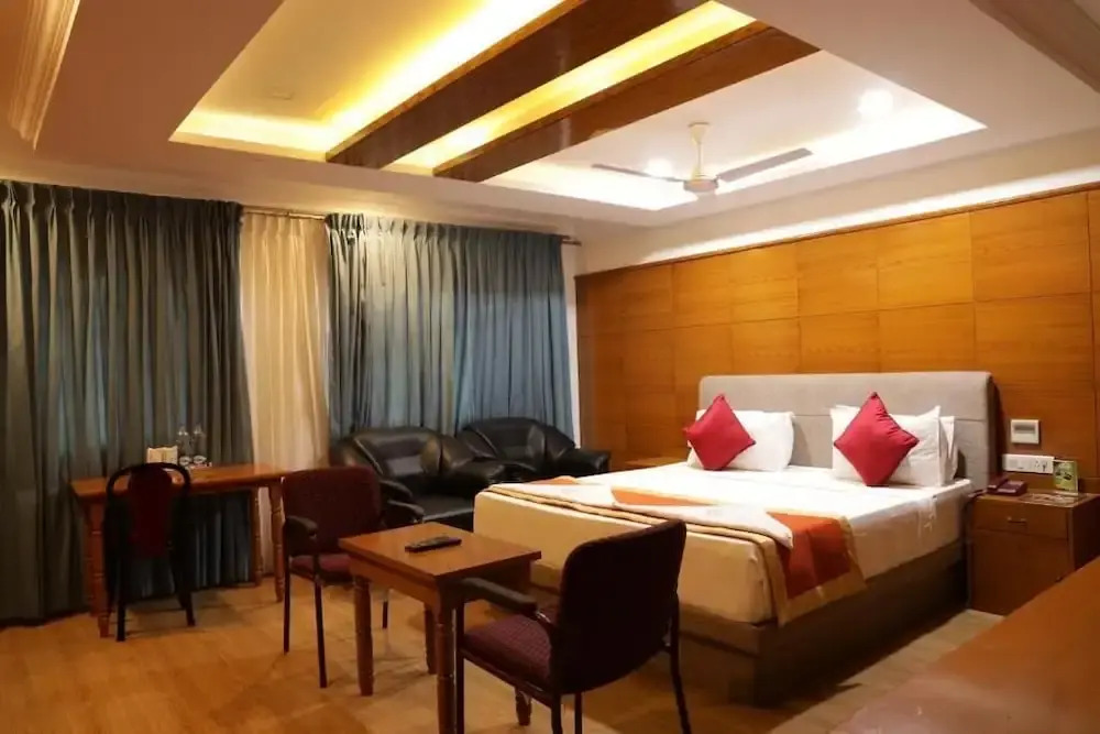 Hotel PVK Grand Dindigul