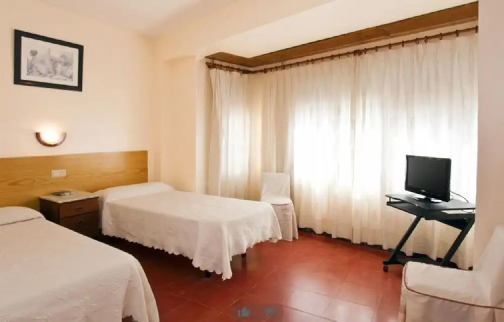 Hostal Tropical