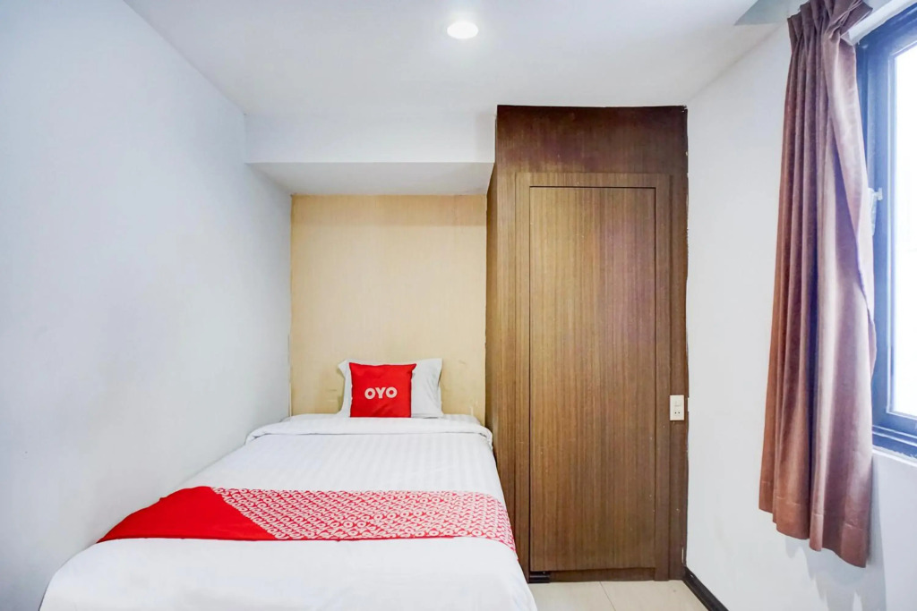 Collection O Medan City Center Near Manhattan Times Square Formerly Grand Z Suites