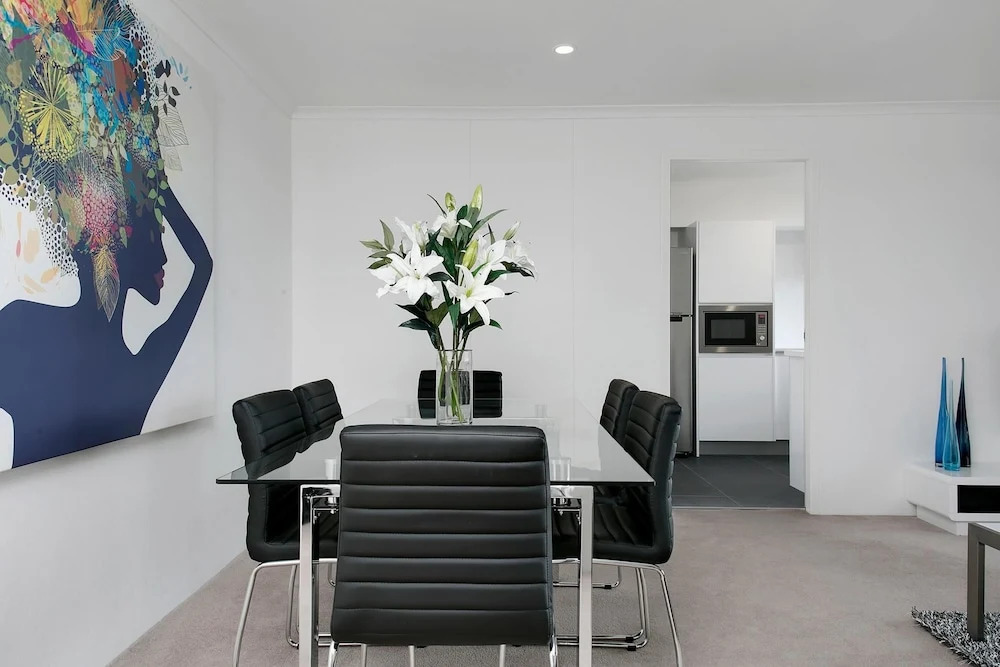 Newly Renovate Immaculate Cremorne One Bedroom Apartment - CREM4