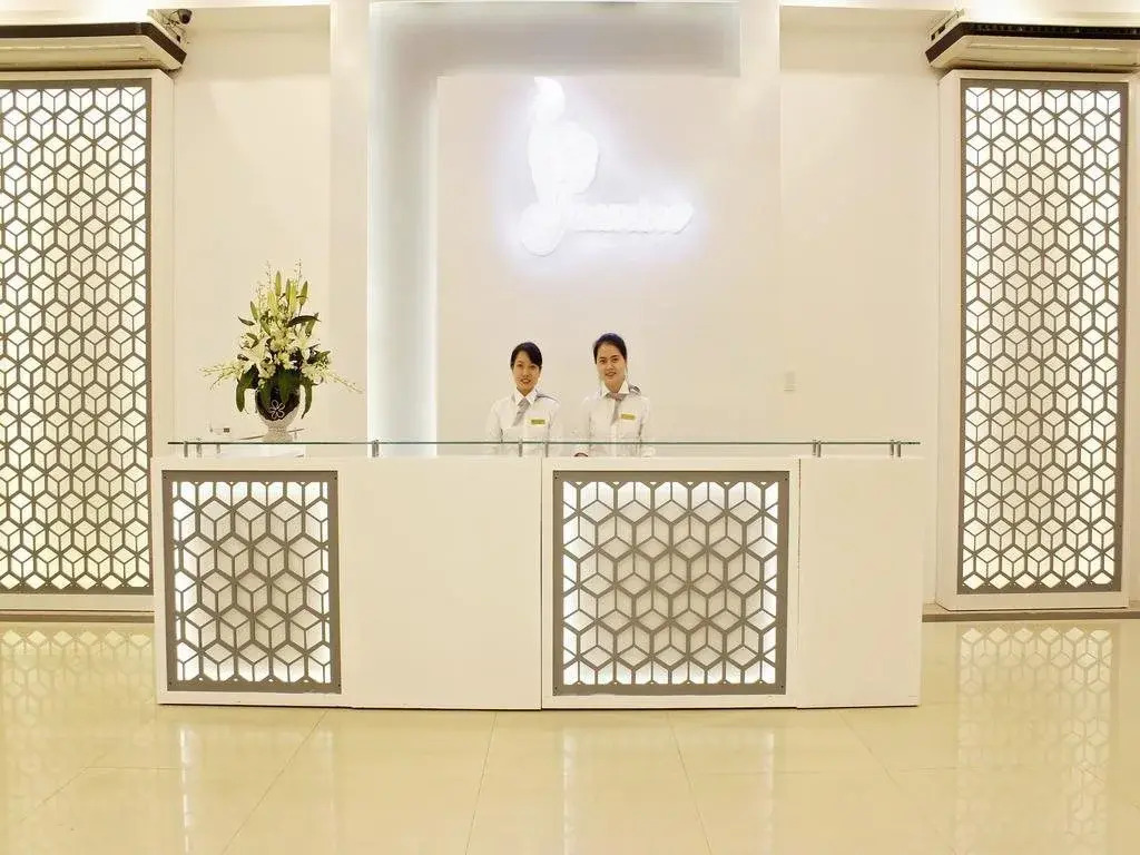Ngoc Huong Hotel