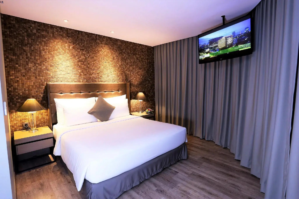 AONE Hotel