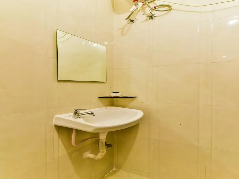 Sab’s De Aalayam by OYO Rooms