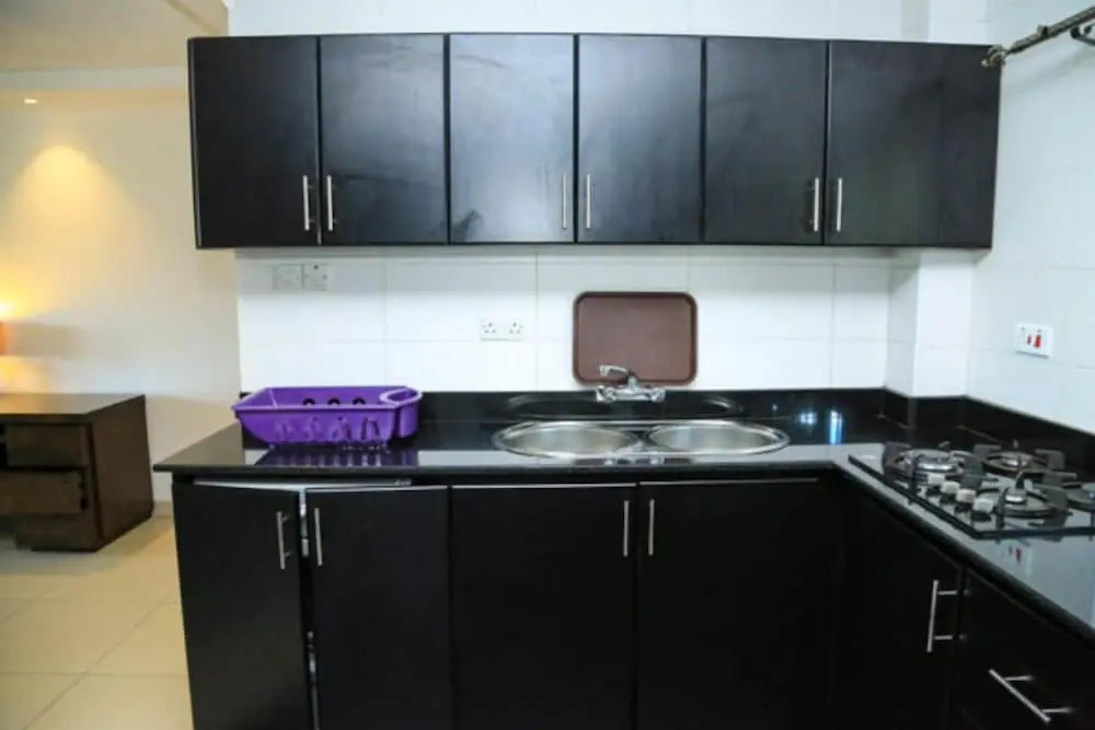 Hillview Apartments