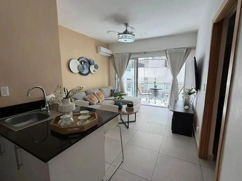 Modern Ocean View 1BR in La Esperilla, Pool, Gym