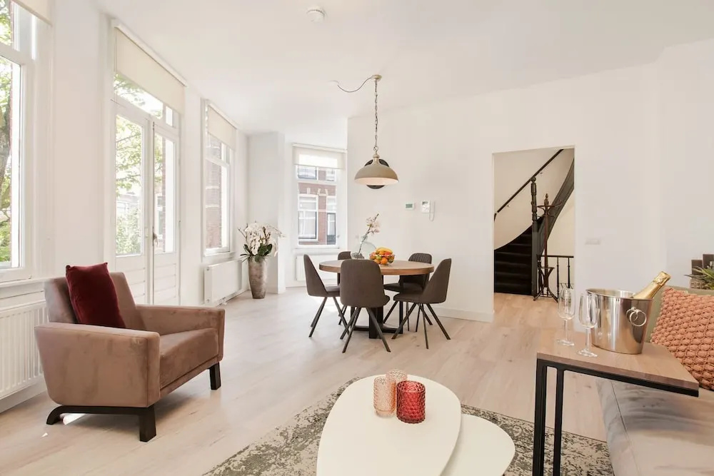Windmill Apartment