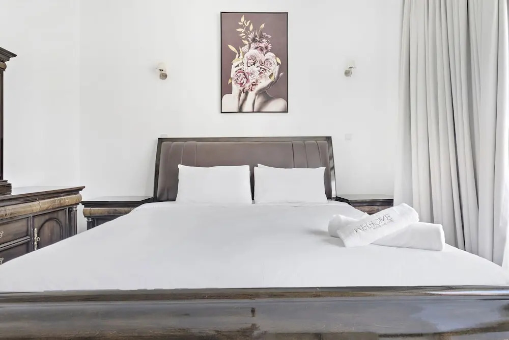 WelHome - Urban Retreat With Terrace And City Views