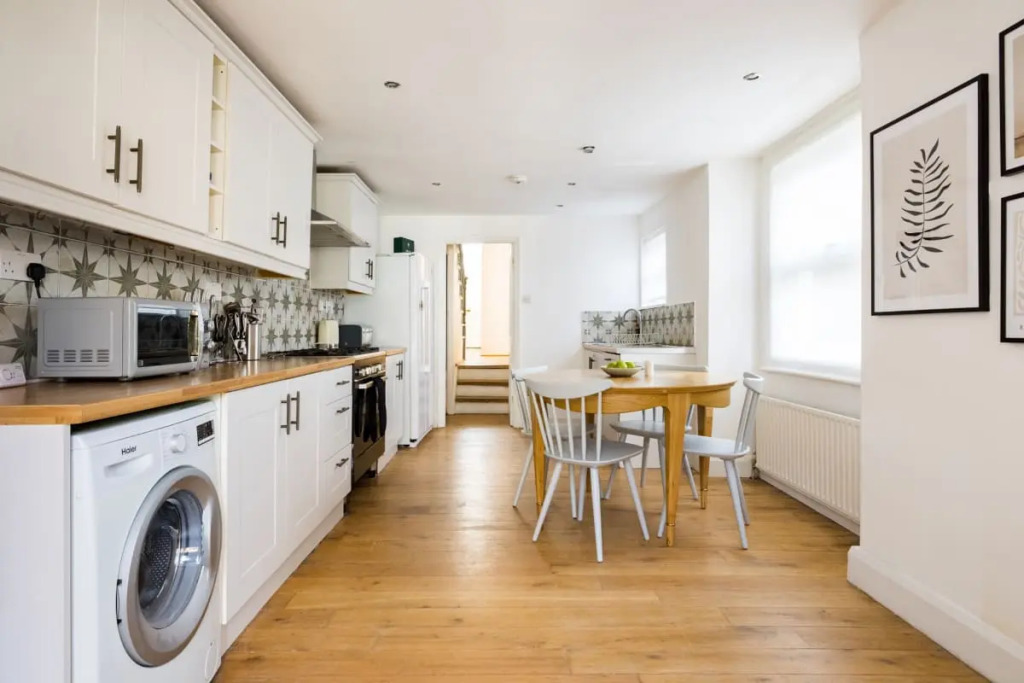 The Camberwell Nook - Lovely 5BDR House with Garden