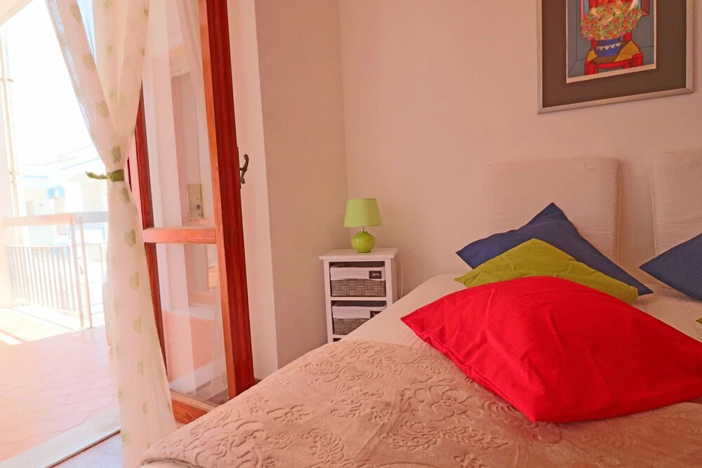 Central Apartment with Wi-Fi, Air Conditioning & Balcony with Sea View; Garage
