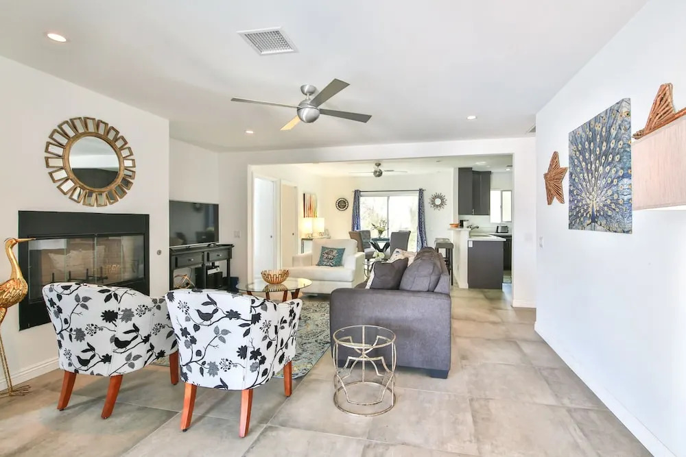 Palm Springs Villa- Three Bedroom Home