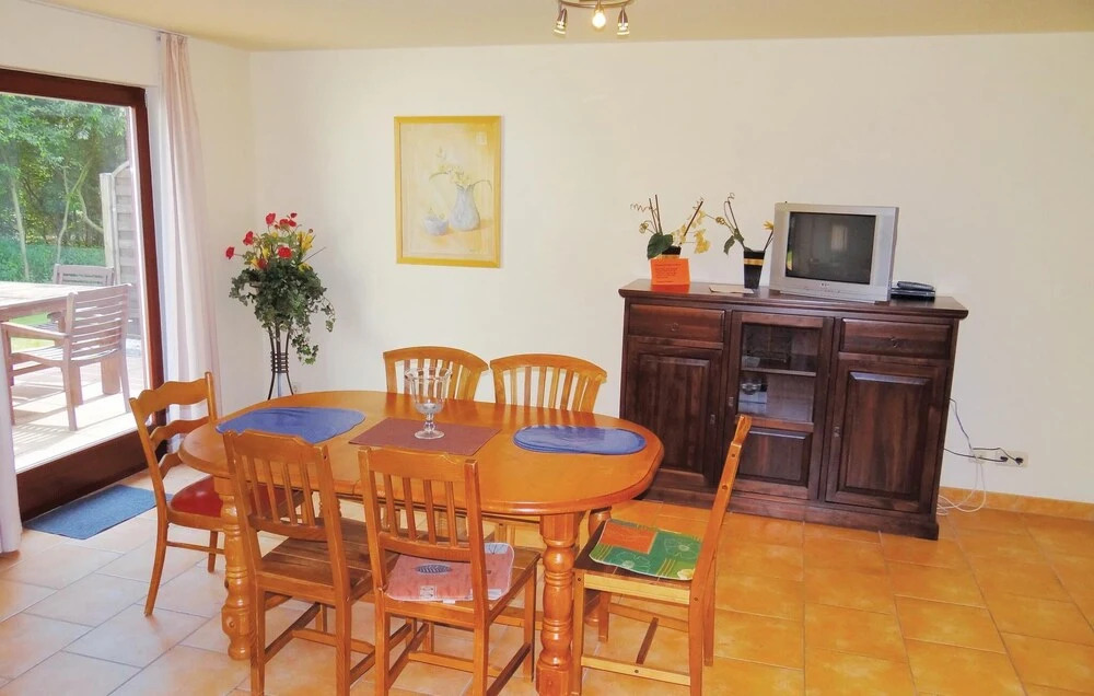 2 Bedroom Nice Home In Faßbergheidesee