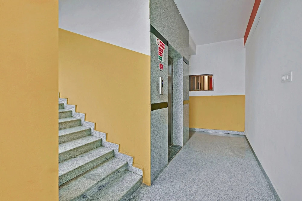 Hotel O Sri Sai Guru Comforts