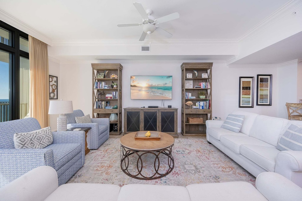 The Oasis 1710 Formerly Phoenix West Ii 1710 3 Bedroom Condo