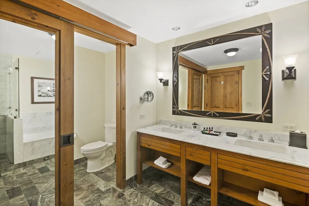 1230 Studio at The Lodge at Spruce Peak