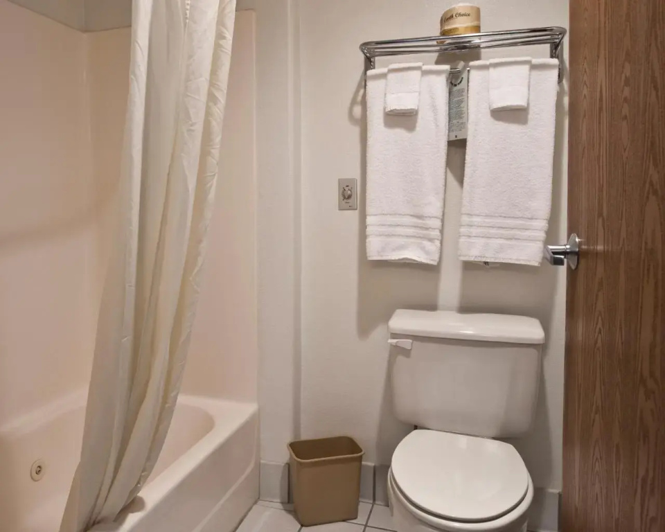 Superstition Inn and Suites