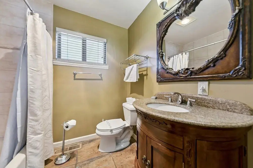 2253 Catalina Drive 4 Bedroom Home