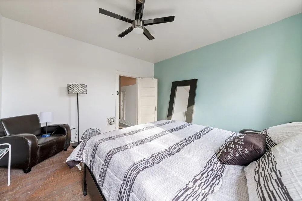 The Dobbs Manor 3 Bedroom Duplex by Redawning