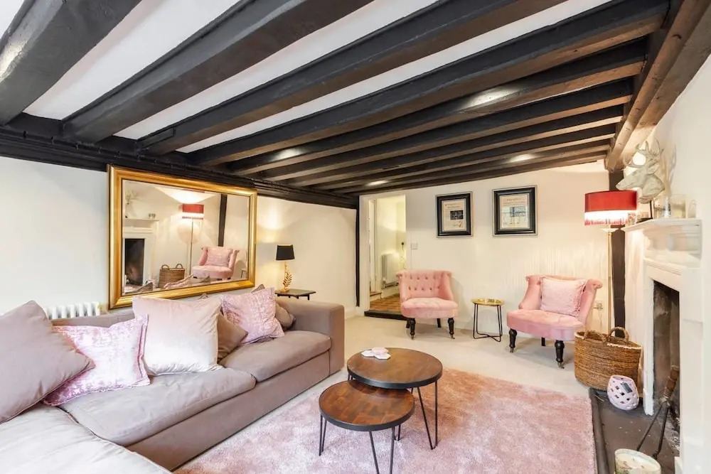 Beautiful 4 Bedroom Property