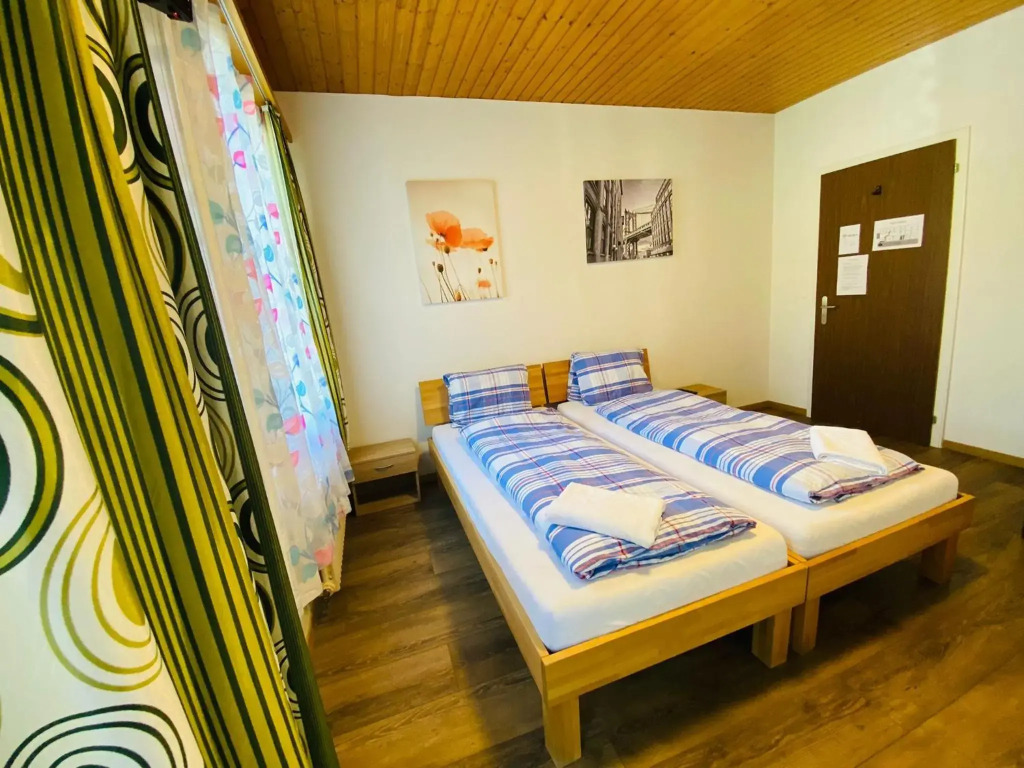 HOTEL CHRISTINA
