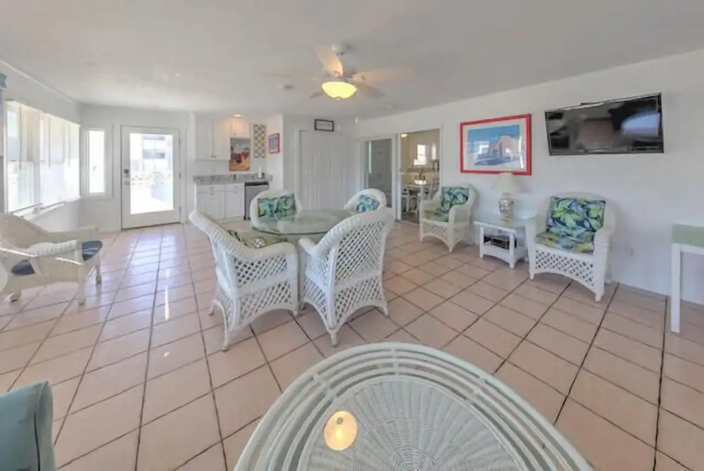 Mckinley Avenue 19A
