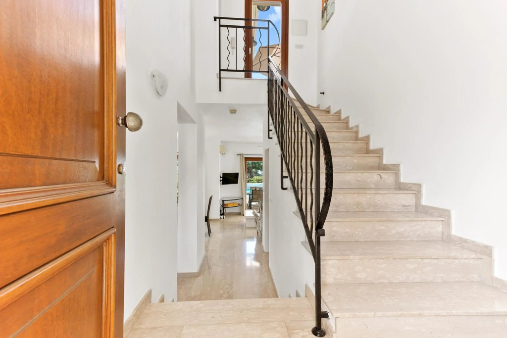 2 bedroom Villa Destu with private pool and golf views, Aphrodite Hills Resort