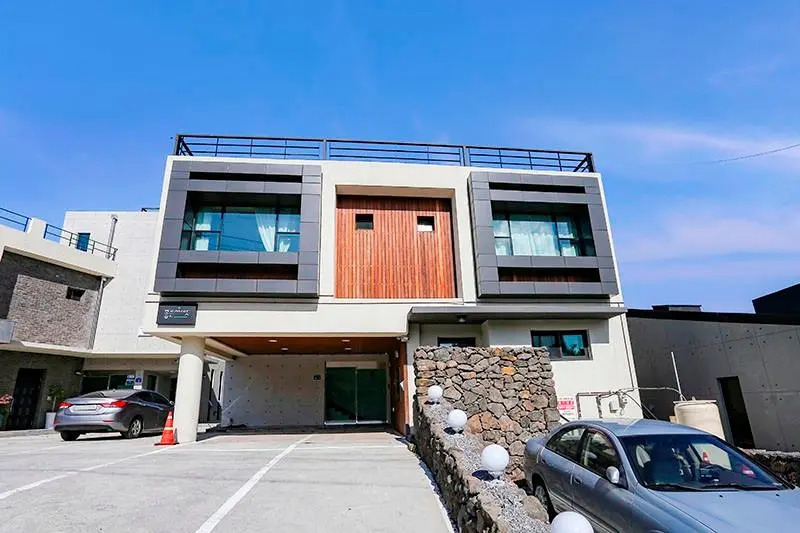Jeju Joeun Ssiat Pension