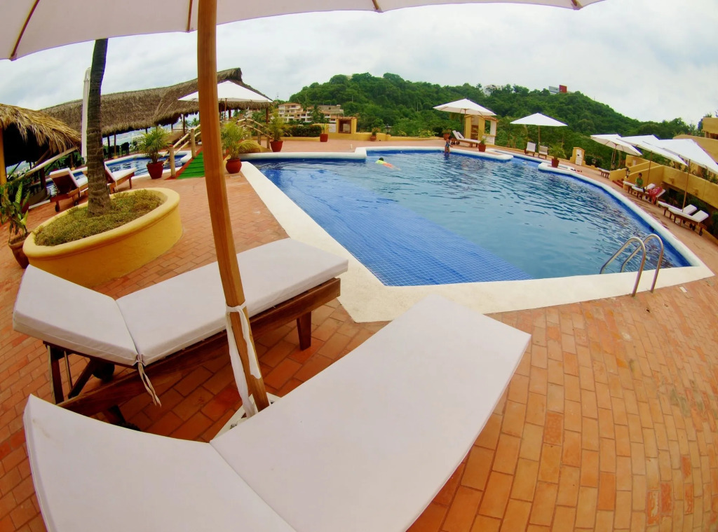 Hotel Plaza Tucanes