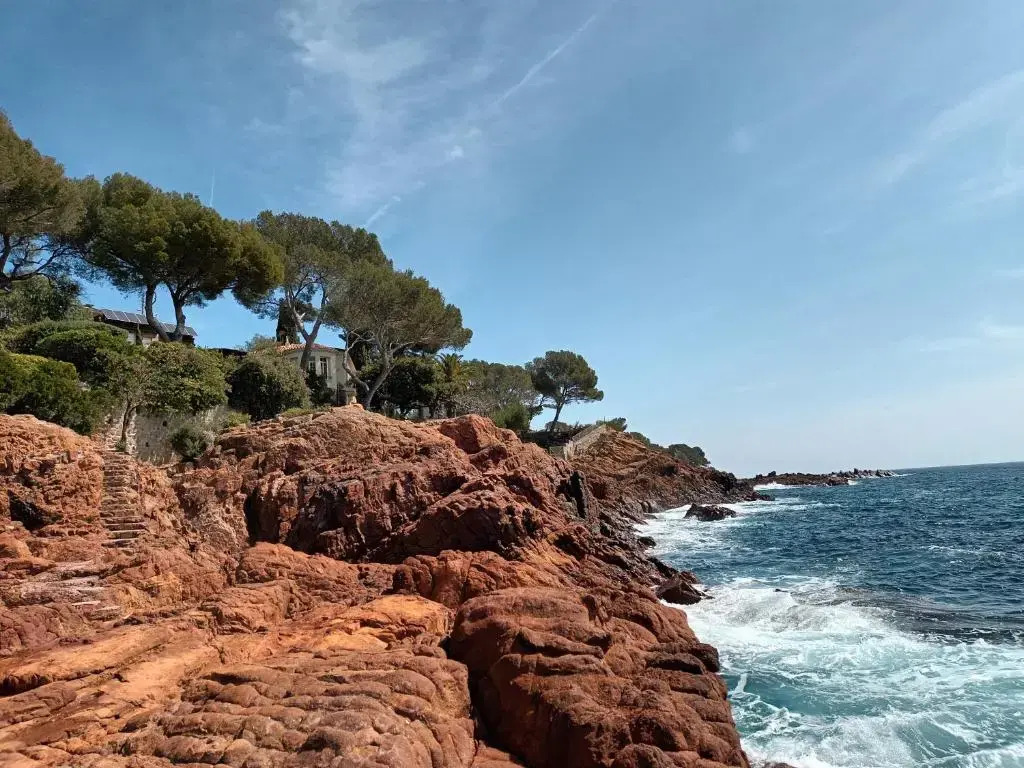 Jolie Villa Lalou Cote D'azur Trois Chambres