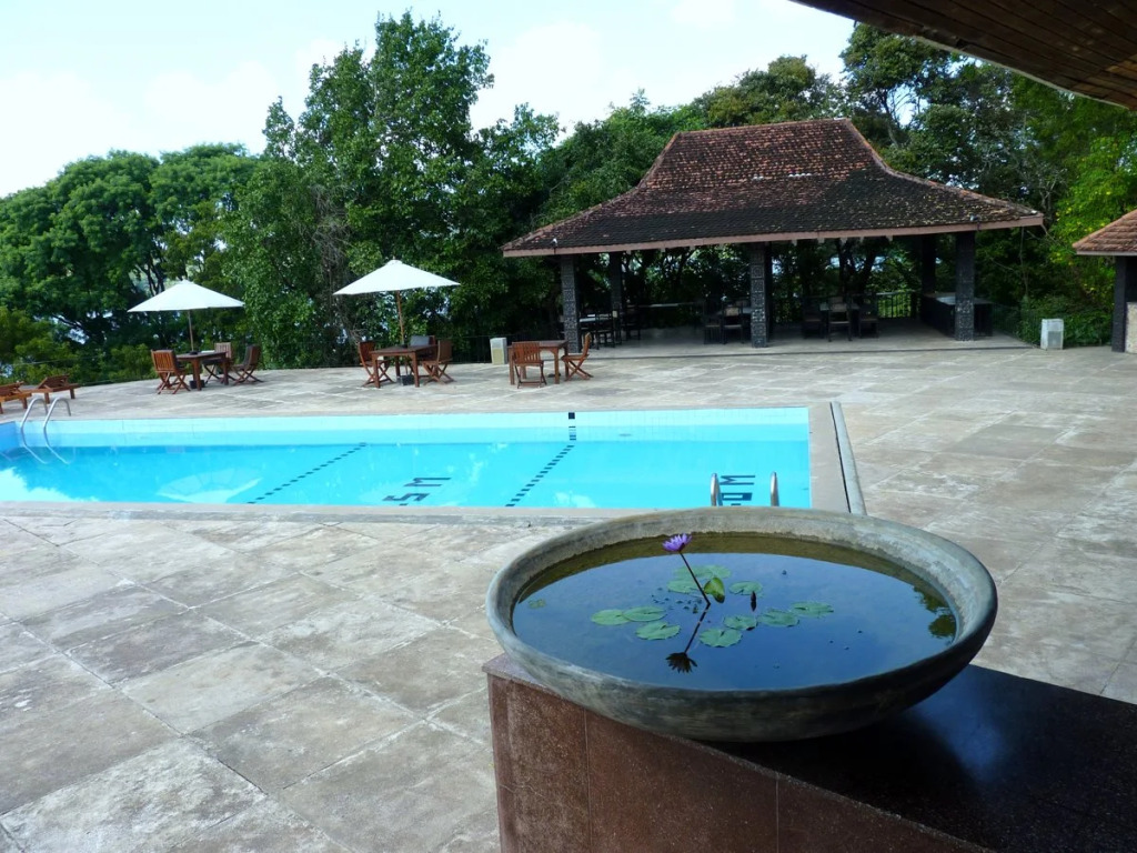 Royal Lotus Hotel