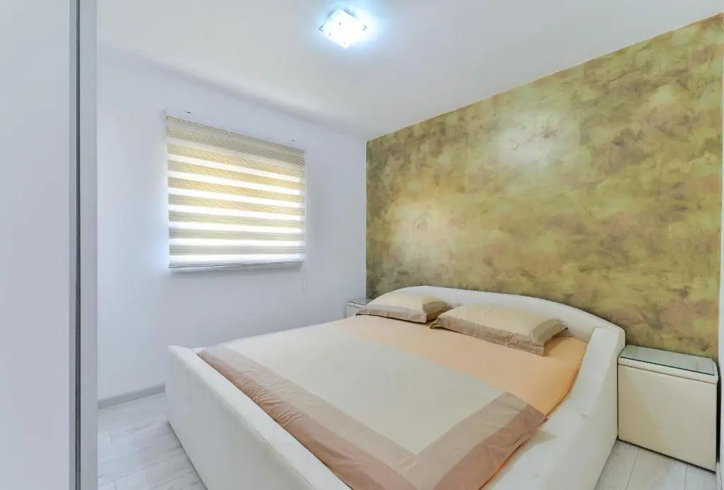 Apartments Lucica