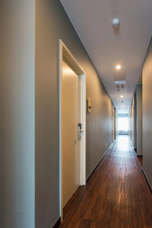 Oyo 490 Dk Hotel