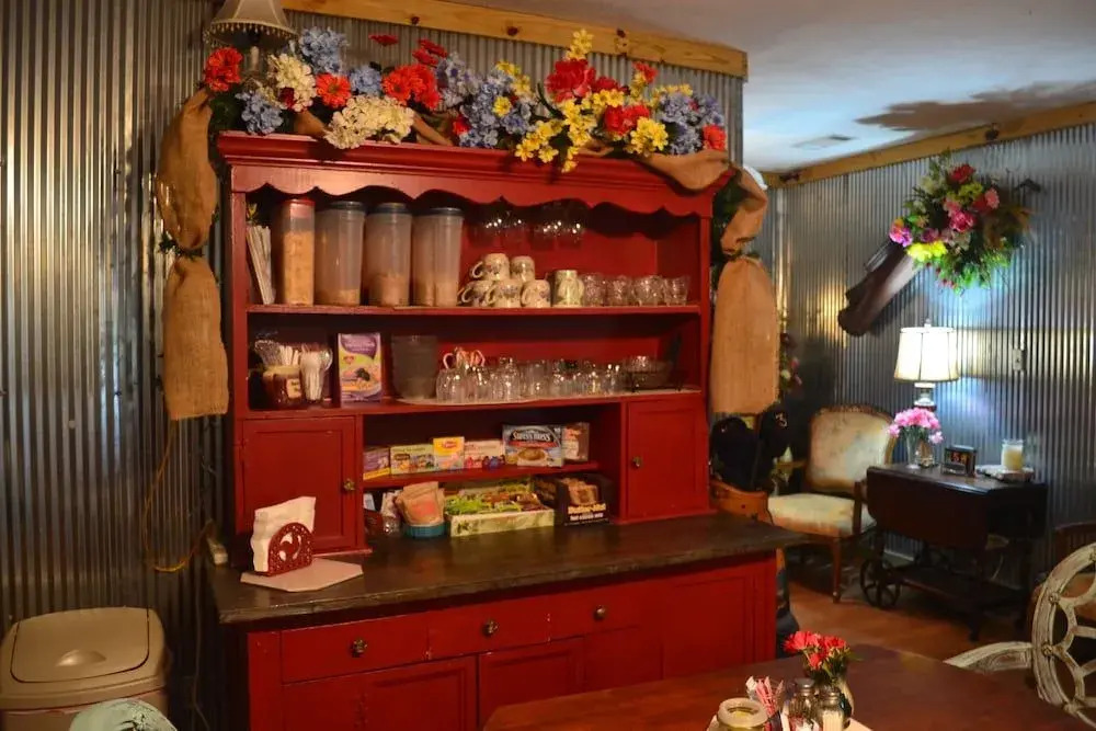 Cart Barn Inn
