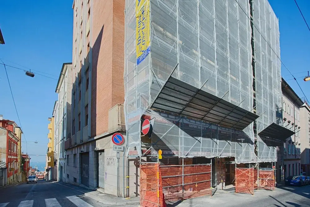 Elegant Pol's Loft