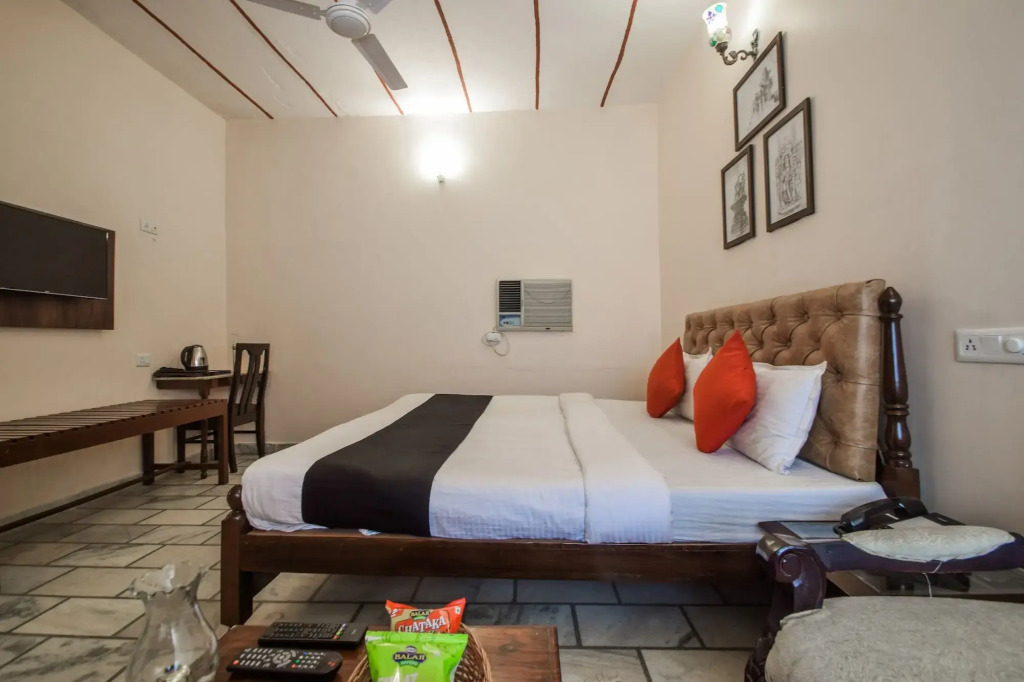 Capital O 23356 Hotel Kumbhal Castle