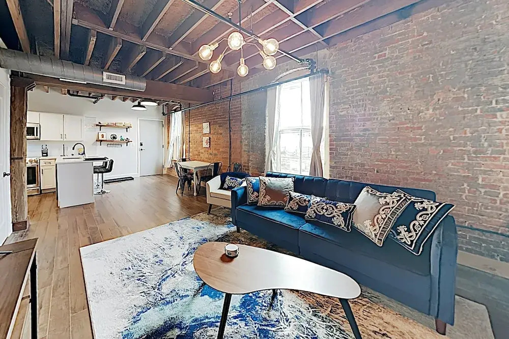 New Listing! Contemporary At The 1865 1 Bedroom Condo