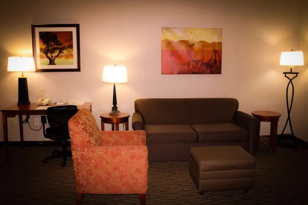 Hampton Inn