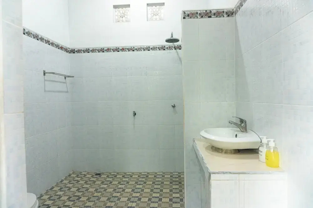 Srinadi Guest House Lovina