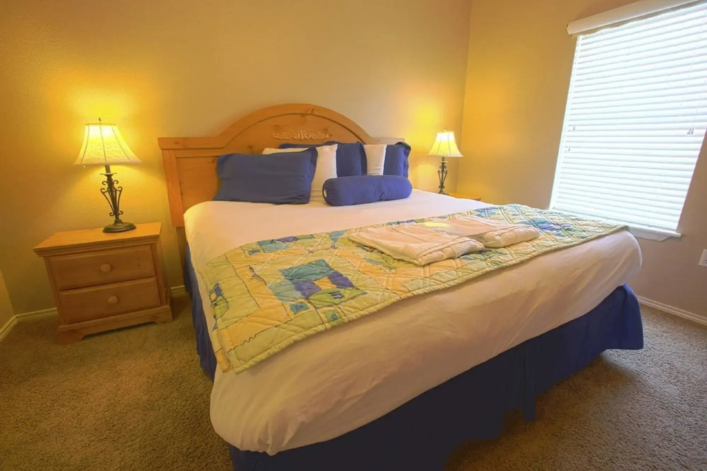 Plantation Suites and Conference Center