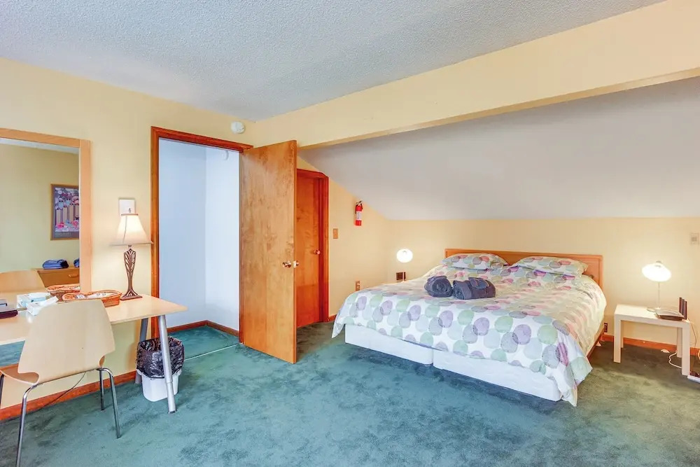 Primely Located Dover Escape < 1 Mi to Mt Snow!