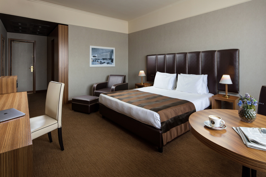 Holiday Inn Rome - Eur Parco Dei Medici by IHG