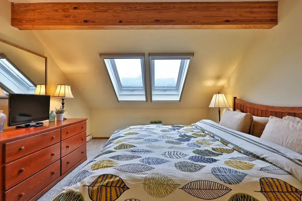 The Colony Club Loft at Killington by Killington Vacation Re
