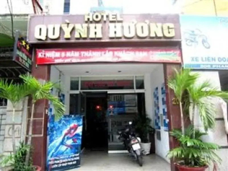 Quỳnh Hương Hotel SG - by BAY LUXURY