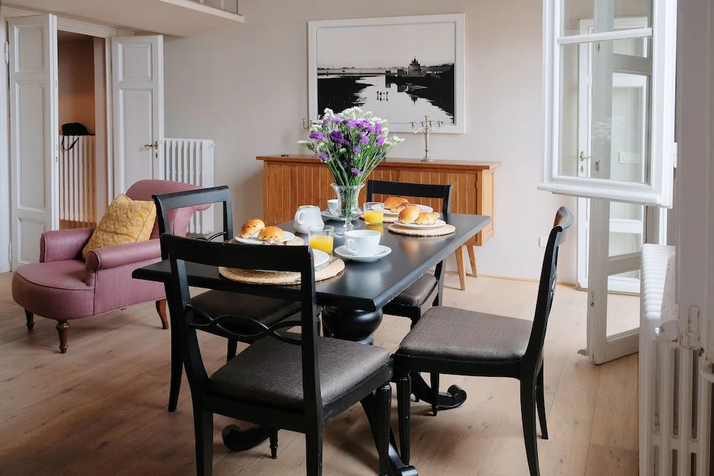 Vivaldi Terrace