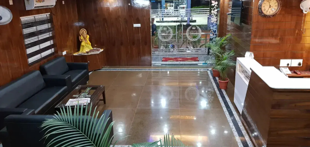 Sarojinee Residency