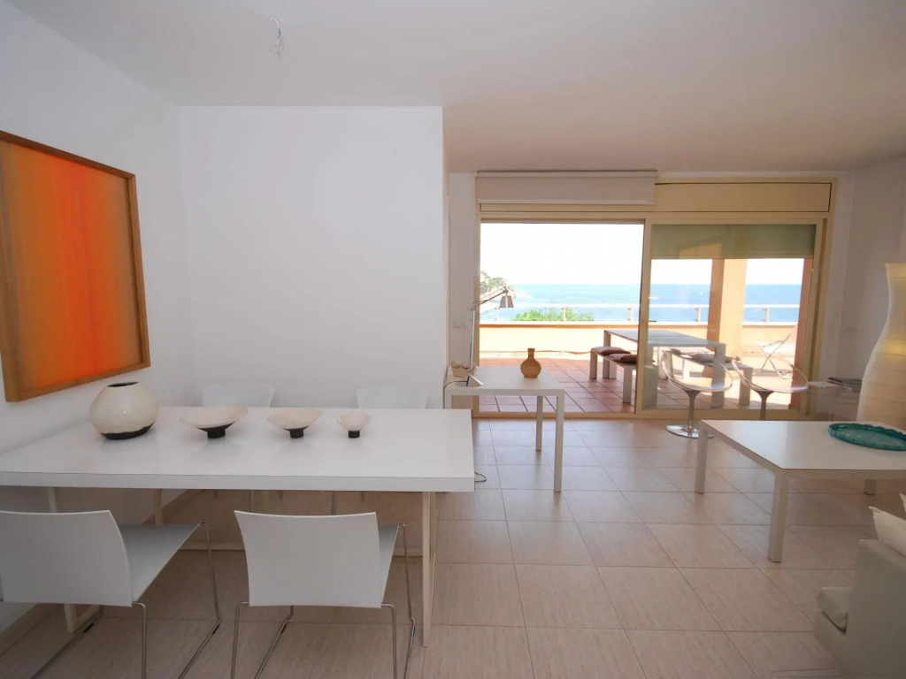 Apartment in Sant Feliu Near the Beach
